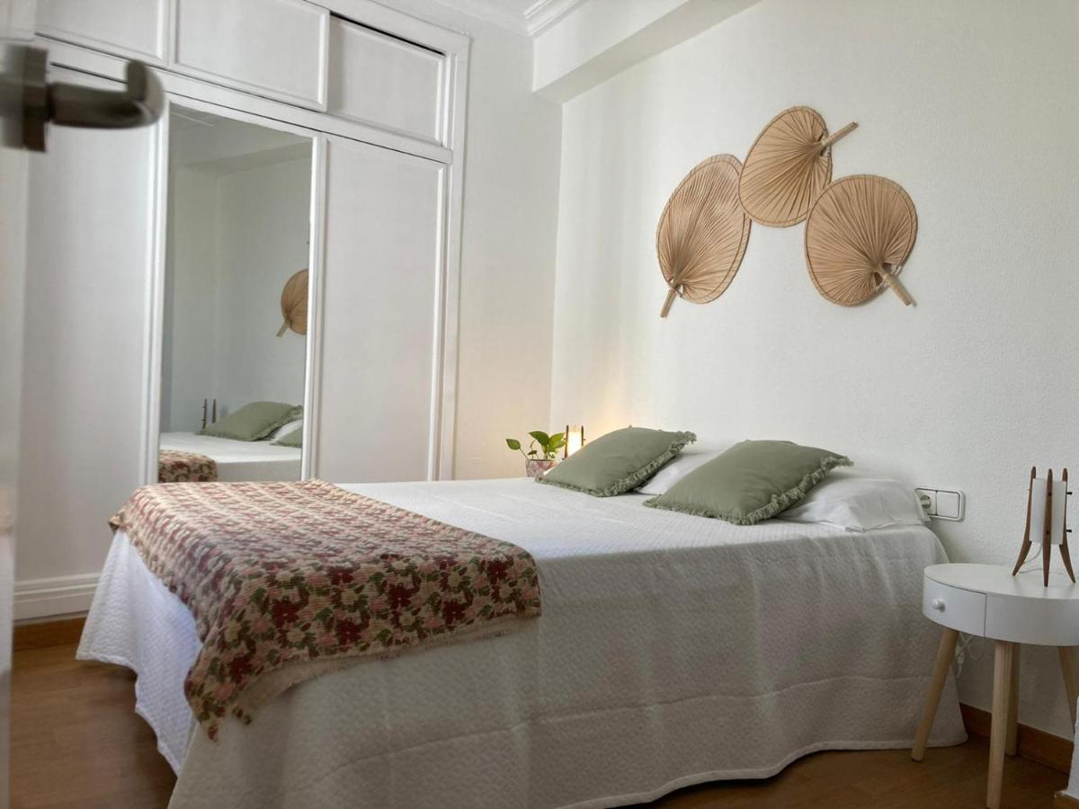 Atico Alfaqueque Apartment Seville Luaran gambar